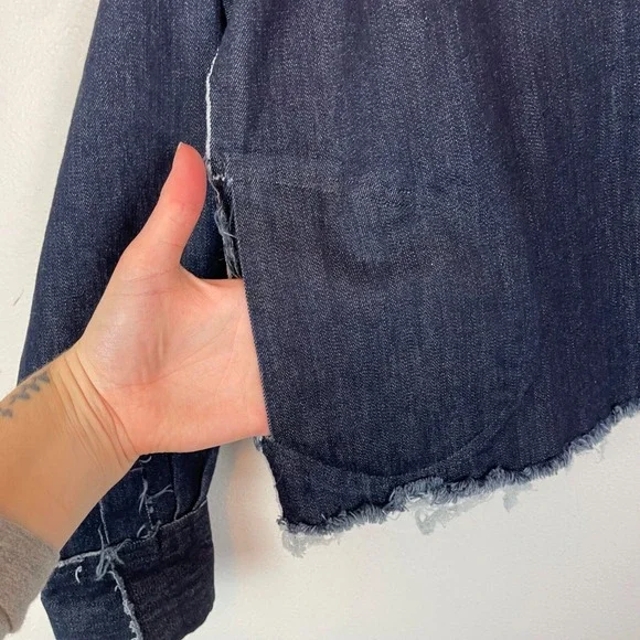 Norma Kamali Woman's S Frayed Seam‎ Jean Jacket Spring Cropped Collared